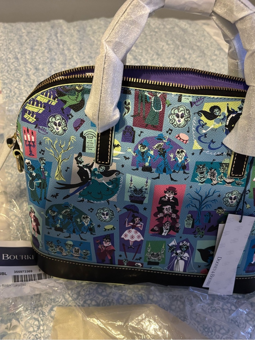 NWT Disney Dooney & Bourke 2020 Haunted Mansion Zip Satchel Style B20SY19 - Picture 7 of 7